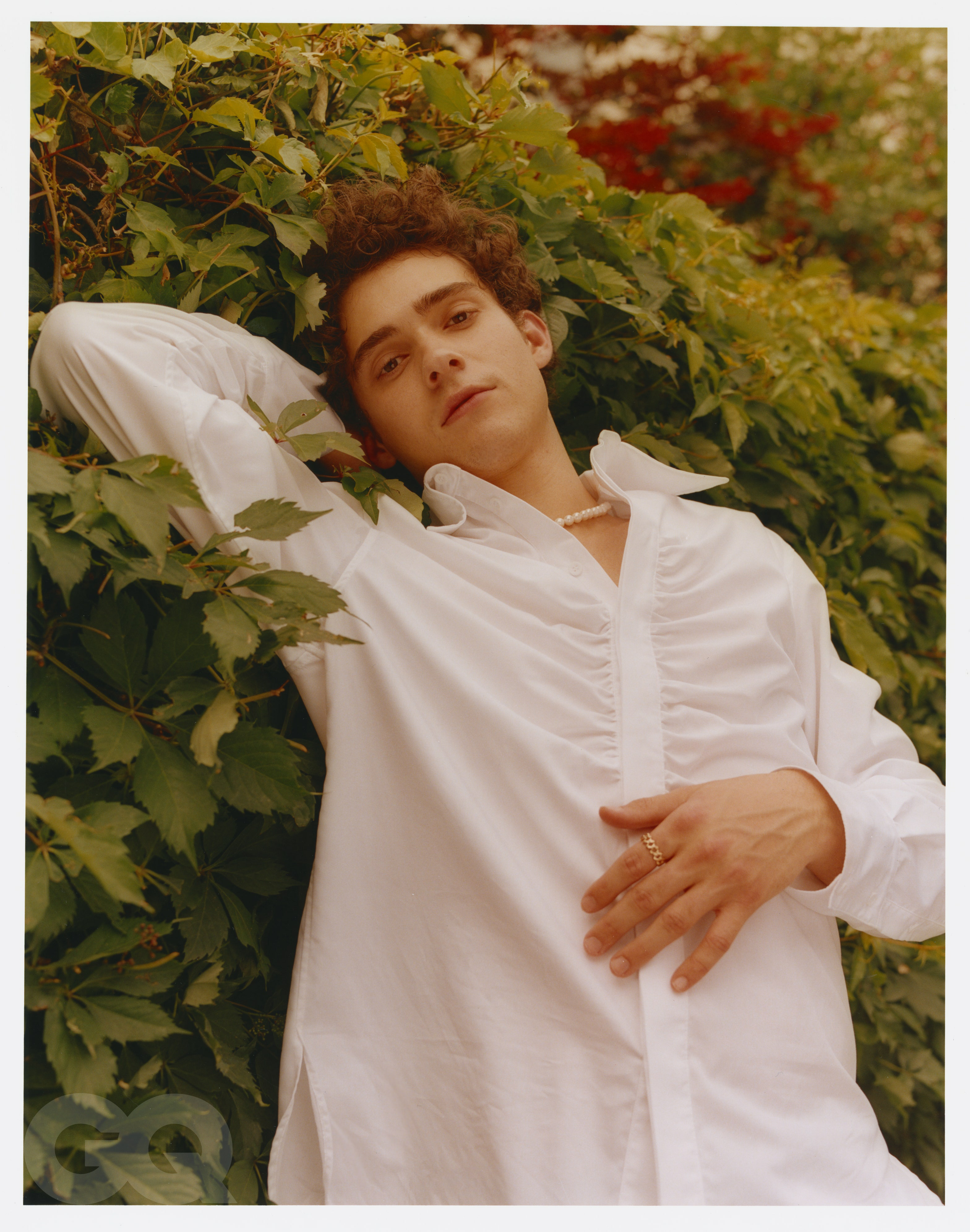 约书亚·巴塞特的写真