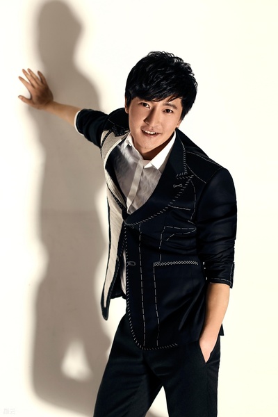 郭京飞的写真-郭京飞&钱芳 《小资C...