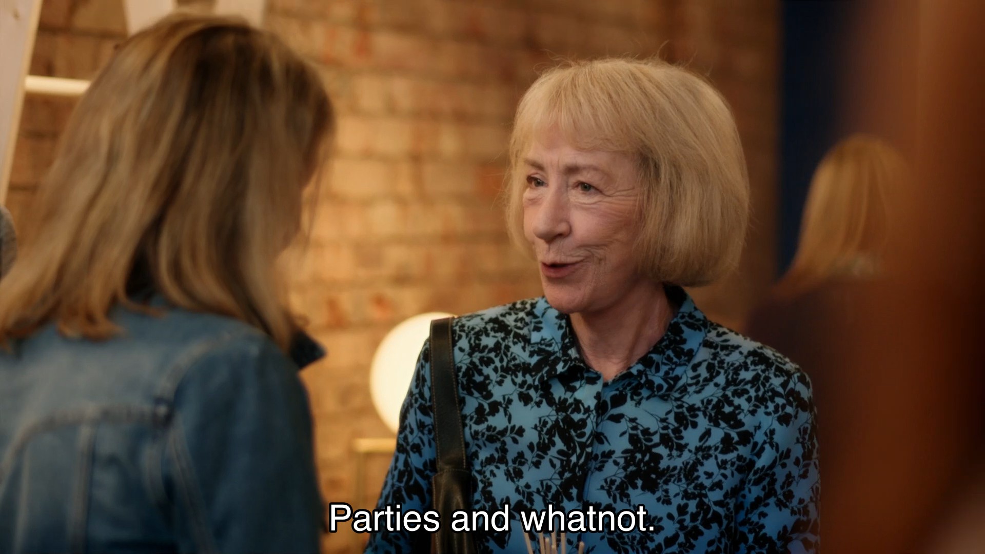 埃莉·哈丁顿的写真-我的妈啊 女主妈妈