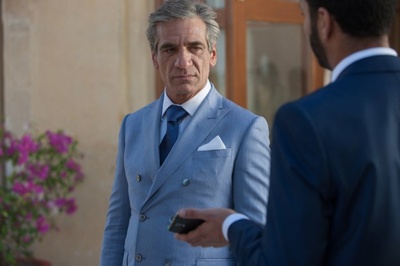 阿隆·阿布布尔的写真