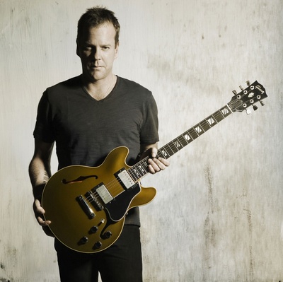 基弗·萨瑟兰的写真