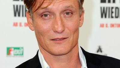 奥利弗·马苏奇的写真