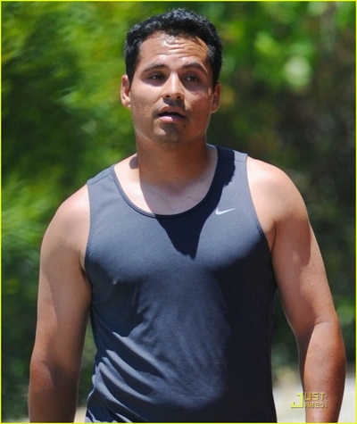 迈克尔·佩纳的写真-End of Watch 剧照