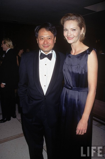 琼·艾伦的写真