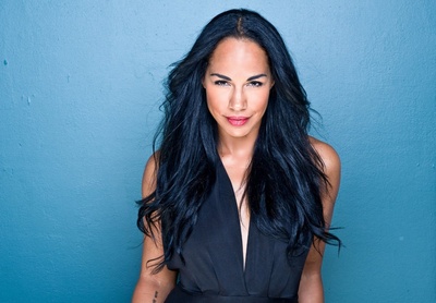 阿曼达·布鲁盖尔的写真