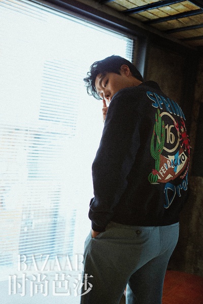 柳俊烈的写真-《时尚芭莎》2016.5...