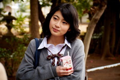 高桥春织的写真