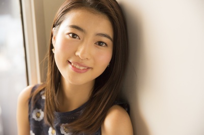 高桥春织的写真