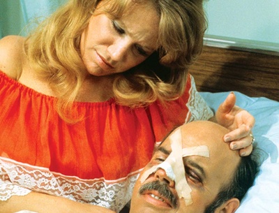 玛丽·凯·普莱斯的写真-Mary Kay Place and G...