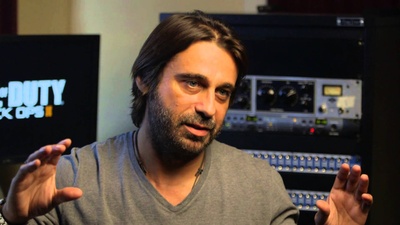 詹迪·莫拉的写真