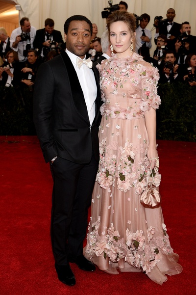 切瓦特·埃加福特的写真-THE MET BALL 2014