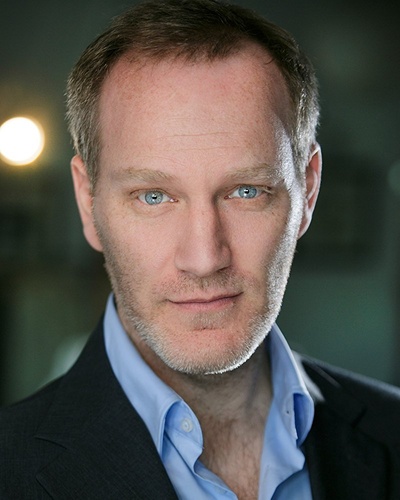 布莱恩·卡斯佩的写真