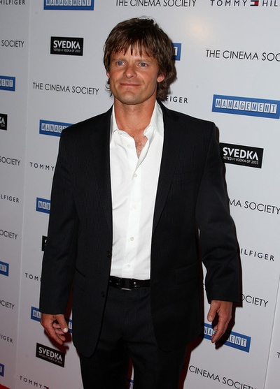 史蒂夫·茨恩的写真