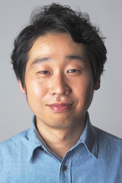 前野朋哉的写真