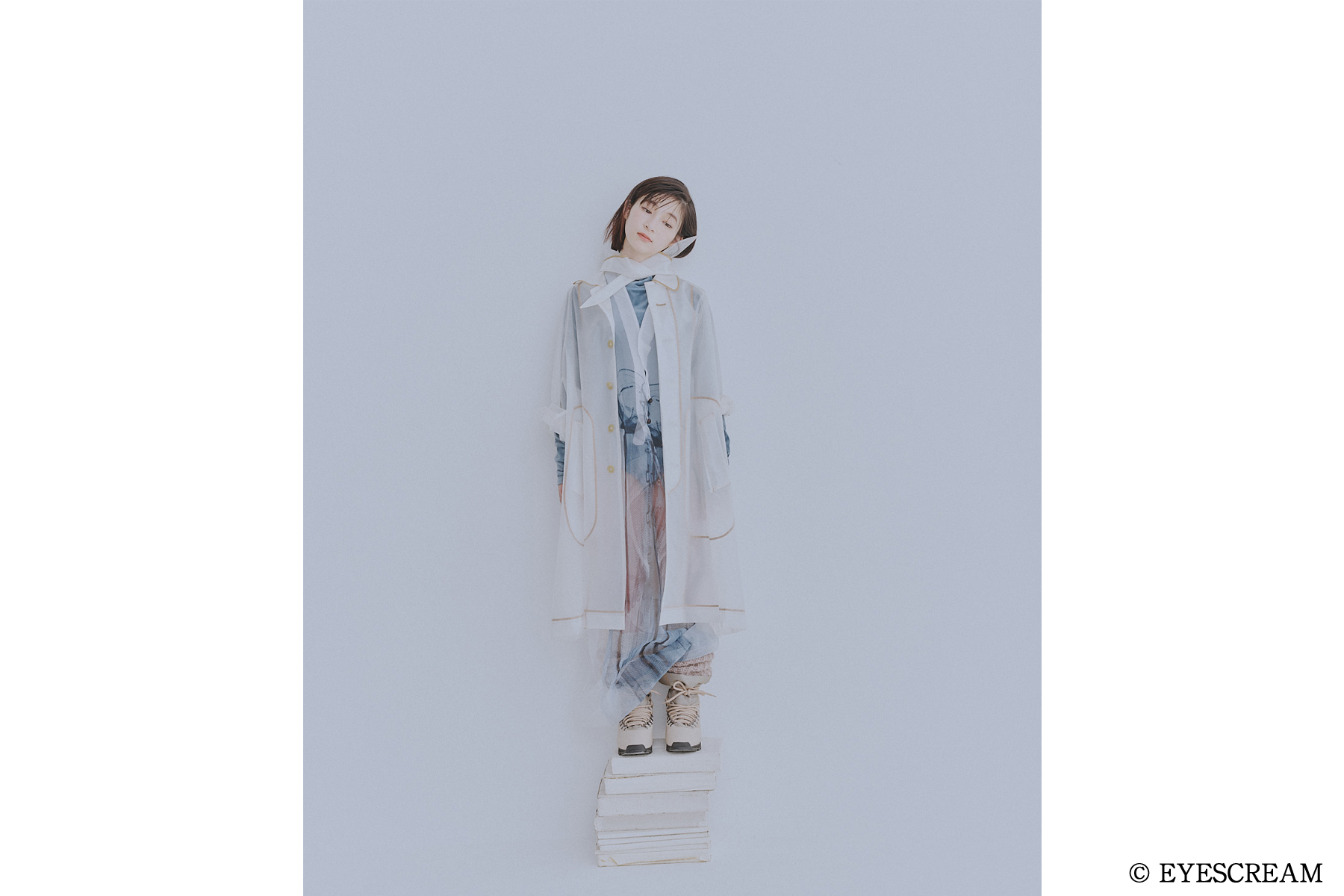 石川瑠华的写真