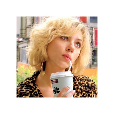 斯嘉丽·约翰逊的写真-rare beauty