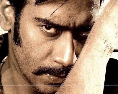 阿贾耶·德乌干的写真