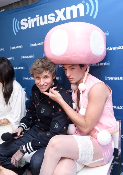 埃兹拉·米勒的写真-San Diego Comic-Co...