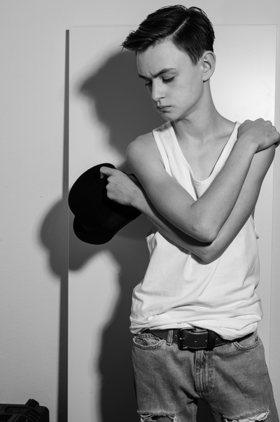 杰顿·李博赫的写真-by Bil Brown for Flanu...