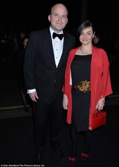 潘多拉·科林的写真-与丈夫Rory Kinnear