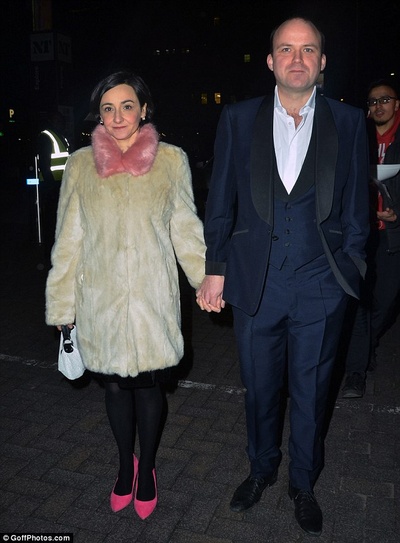 潘多拉·科林的写真-与丈夫Rory Kinnear