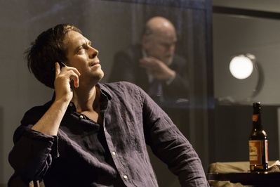 斯蒂芬·坎贝尔·莫尔的写真-Chimerica (2013)