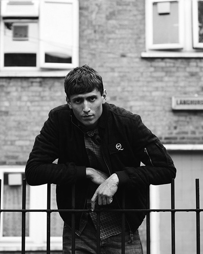 摩根·华金斯的写真