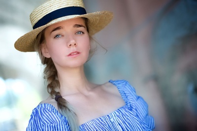 阿莲娜·契诃娃的写真