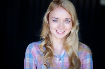 阿莲娜·契诃娃的写真