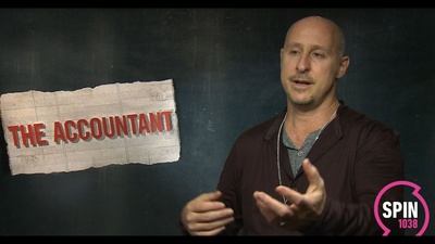 加文·欧康诺的写真