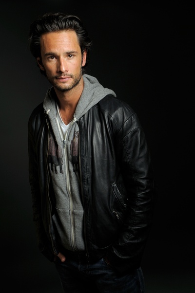 罗德里戈·桑托罗的写真