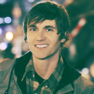 保罗·布里顿的写真