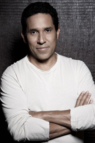 奥斯卡·努内斯的写真