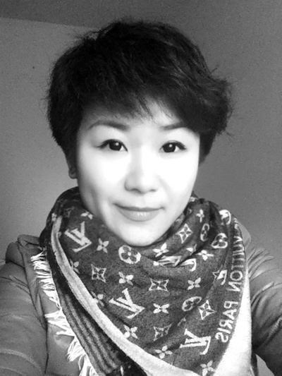 徐伊亮的写真-编剧导演：徐伊亮