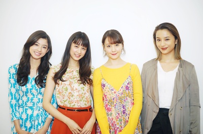 高桥玛莉润的写真