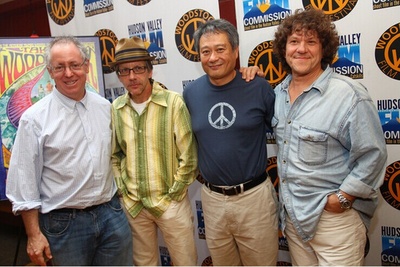 罗恩·内斯万尼尔的写真