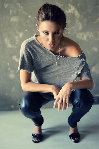 内芙·加切夫的写真