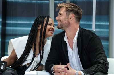 泰莎·汤普森的写真