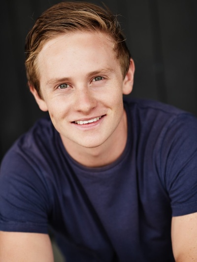 李·柯尔梅的写真