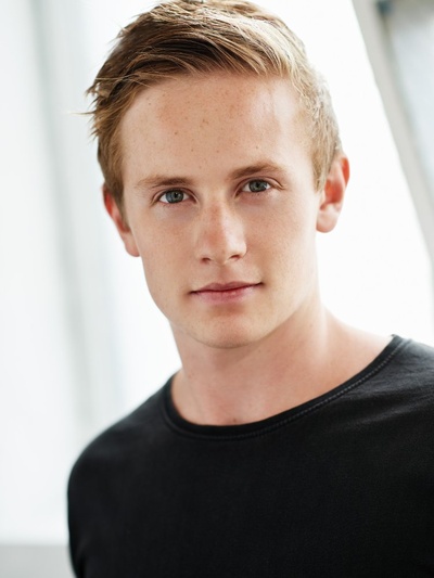 李·柯尔梅的写真