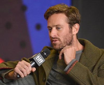 艾米·汉莫的写真