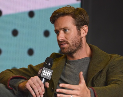 艾米·汉莫的写真