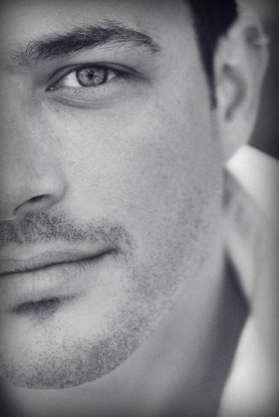 豪尔赫·莱昂·马丁内斯的写真