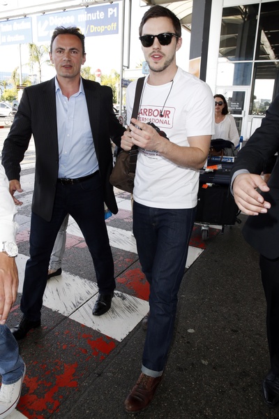 尼古拉斯·霍尔特的写真