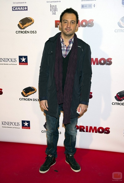 亚历杭德罗·阿梅纳瓦尔的写真