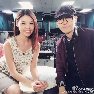 黄晓明的写真-2015-8-4 一個十年如...