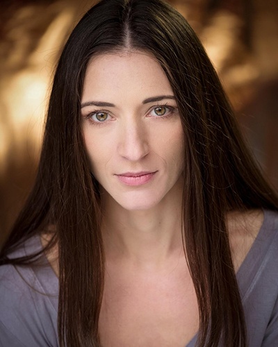 安库塔·布雷班的写真