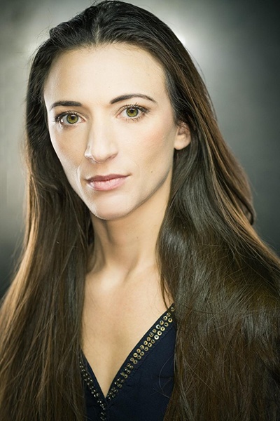 安库塔·布雷班的写真