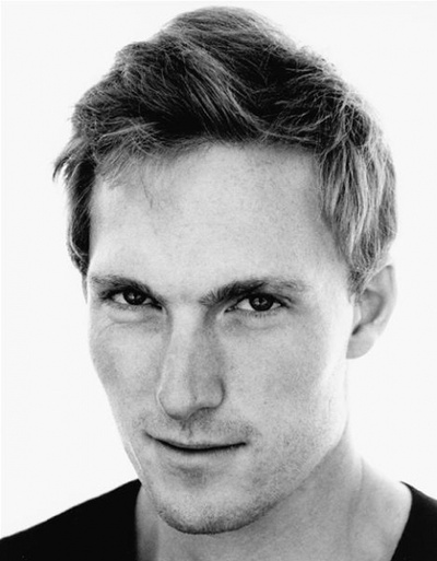 萨姆·霍尔的写真