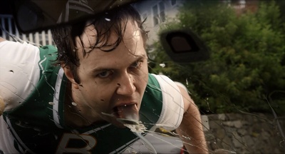 塔兰·基拉姆的写真-长大成人2 客串 洗车...